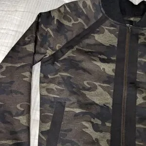 Liverpool camo deals bomber jacket